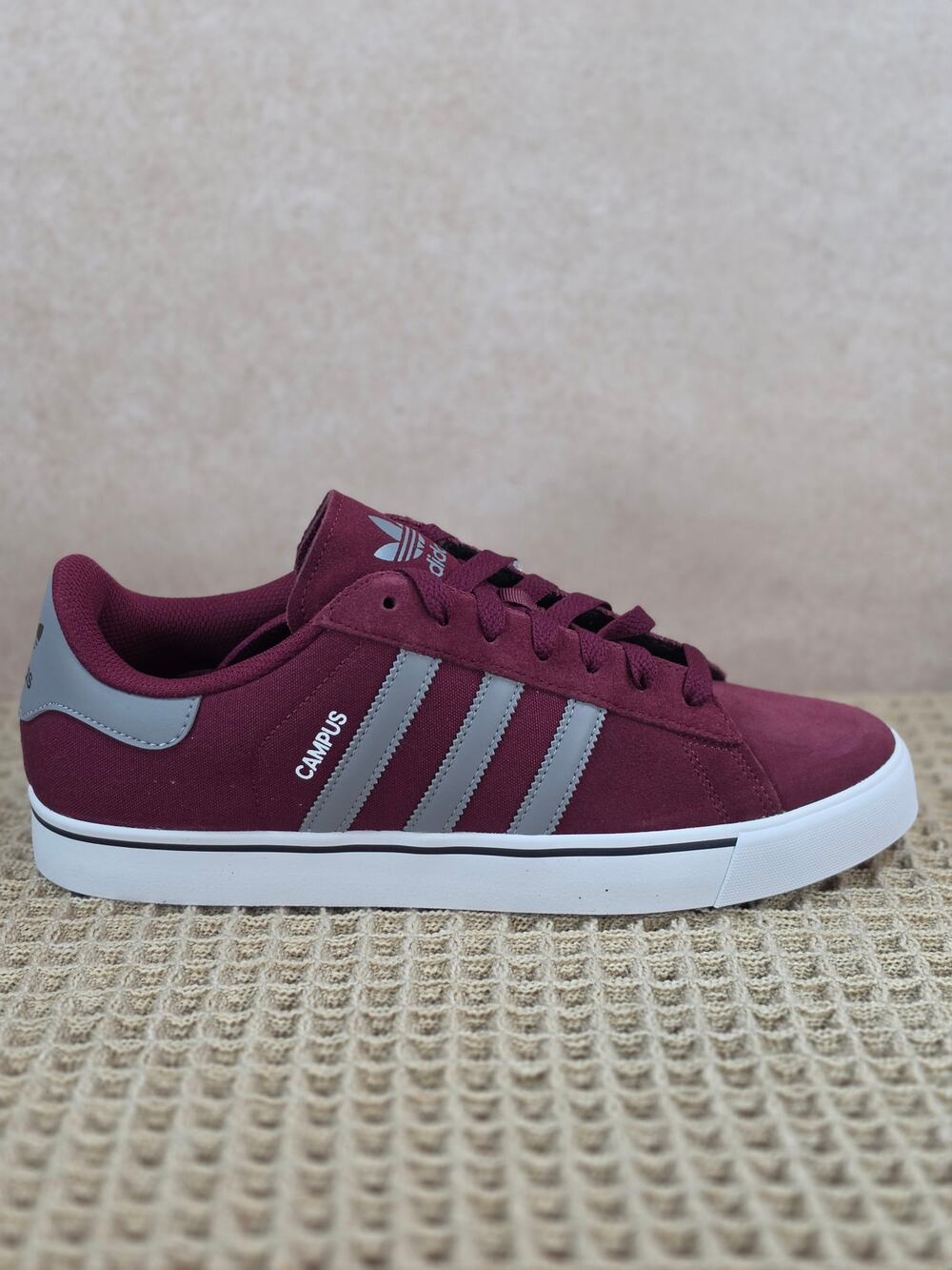 Adidas Campus Vulc Men’s 11.5 Burgundy Grey White – Brand New in Box